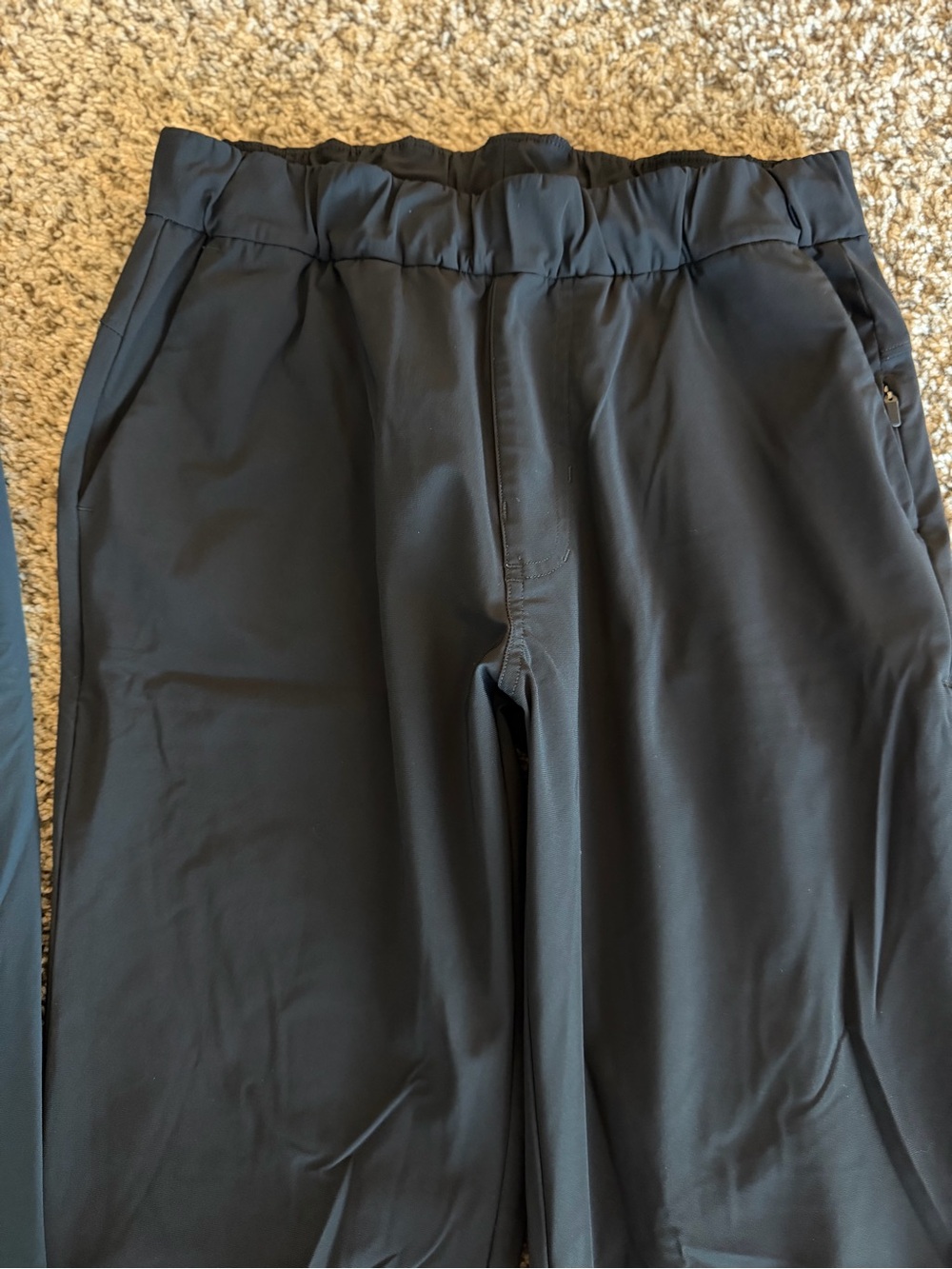 Vuori Women’s Miles Ankle Pants - Picture 10 of 10